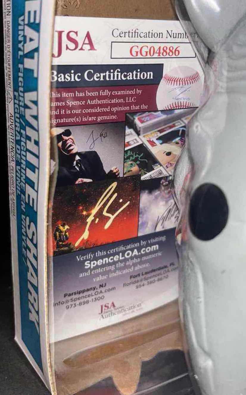 Photo 1 of NEW FUNKO POP! MOVIES VINYL FIGURE, RICHARD DREYFUSS SIGNED #758 JAWS GREAT WHITE SHARK, JSA COA INCLUDED $250.00