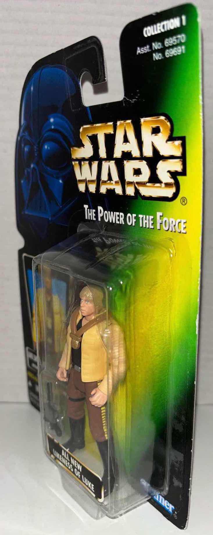 Photo 1 of NEW KENNER STAR WARS THE POWER OF THE FORCE ACTION FIGURE, LUKE SKYWALKER IN CEREMONIAL OUTFIT W MEDAL OF VALOR & BLASTER PISTOL
