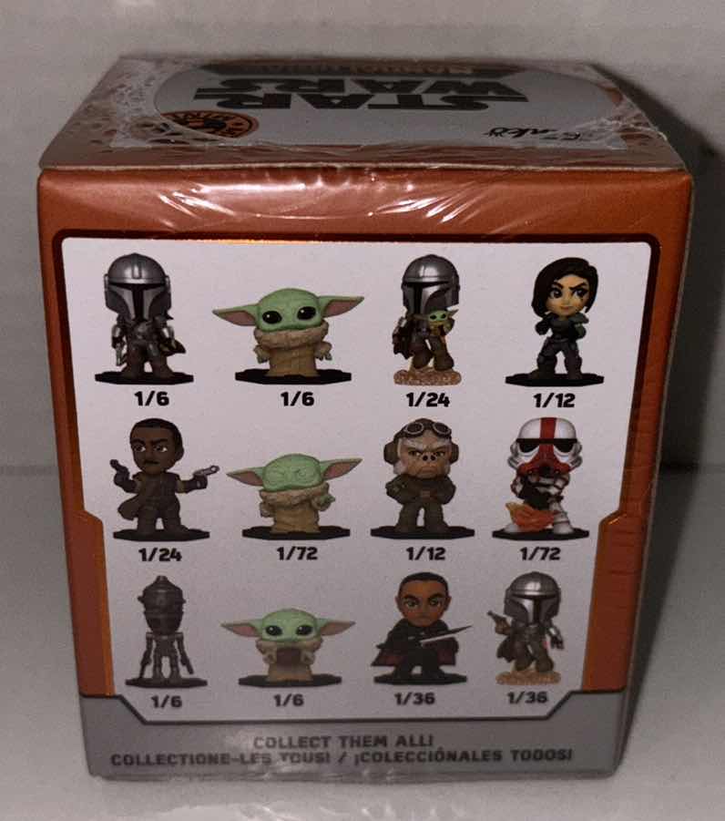 Photo 1 of NEW FUNKO MYSTERY MINIS BOBBLE-HEAD FIGURINE, STAR WARS THE MANDALORIAN & MONOGRAM DISNEY SOFT TOUCH BAG CLIP THE CHILD “SNACK TIME”