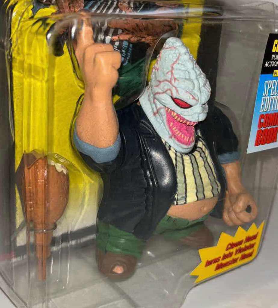 Photo 2 of NEW TODD TOYS SPAWN “CLOWN” POSEABLE ACTION FIGURE PLUS SPECIAL EDITION COMIC BOOK 