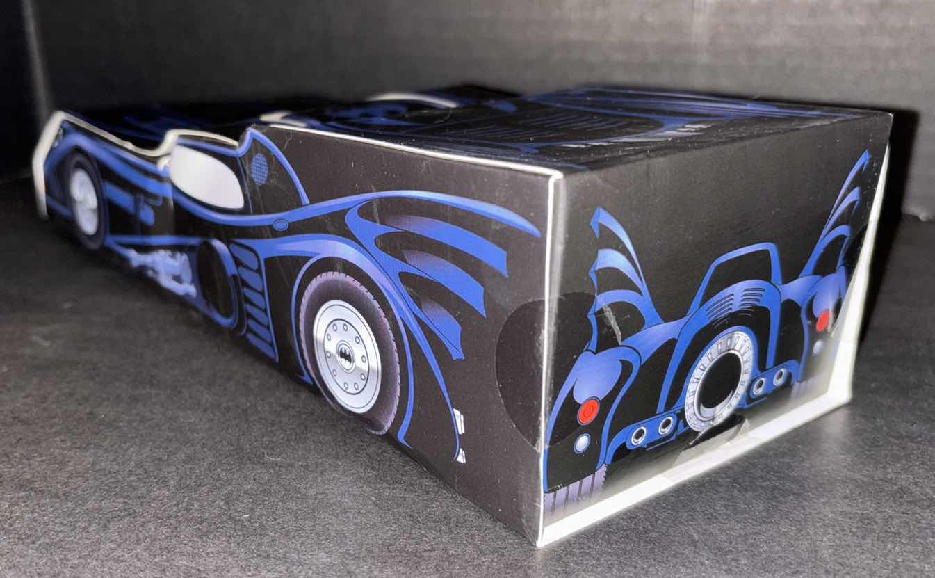 Photo 1 of NEW BIOWORLD DC COMICS BATMAN BATMOBILE 3-PACK CREW SOCKS FOR MEN, SIZE 8-12 