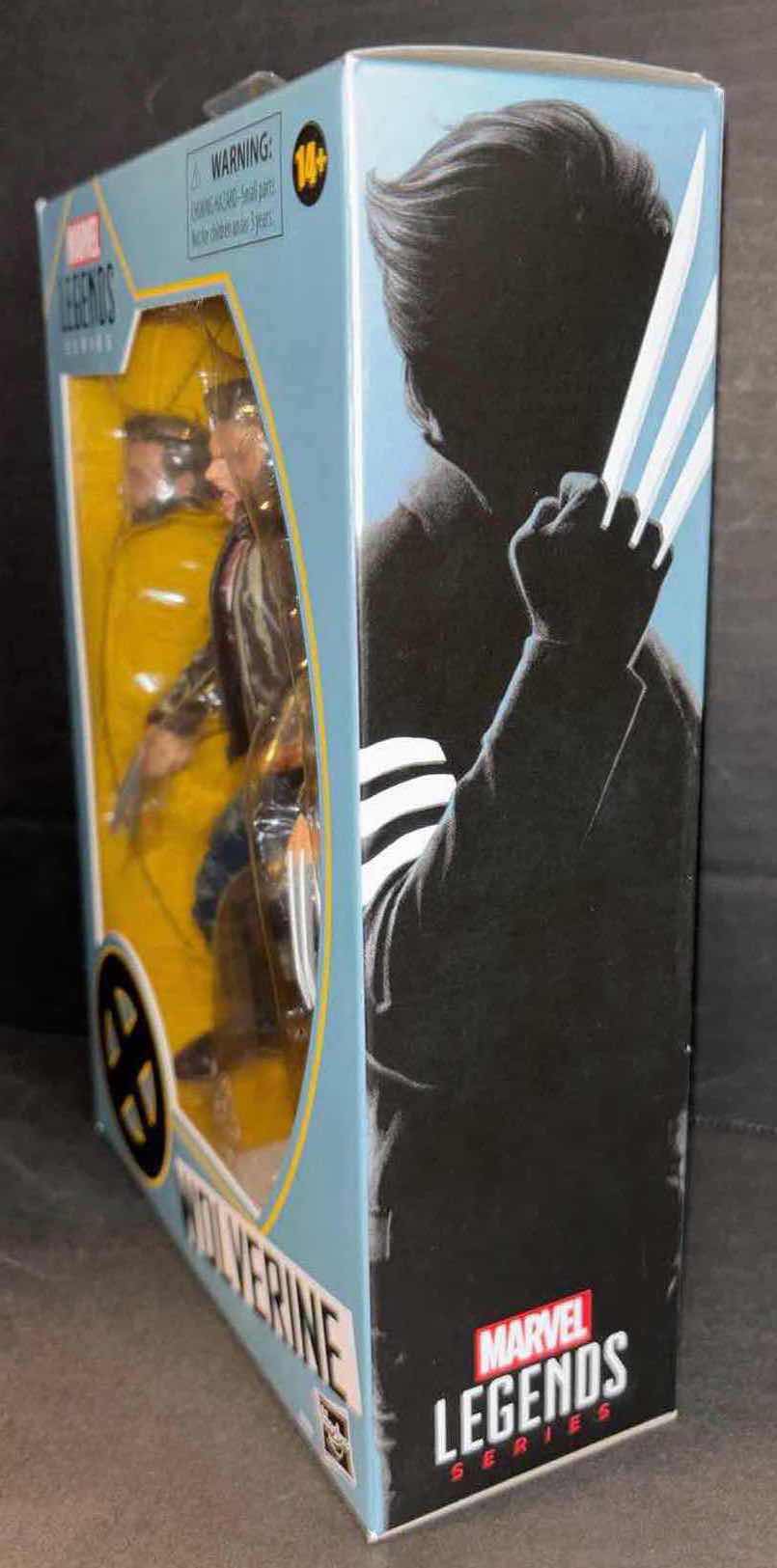 Photo 3 of NEW HASBRO MARVEL LEGENDS SERIES ACTION FIGURE W ACCESSORIES “WOLVERINE”