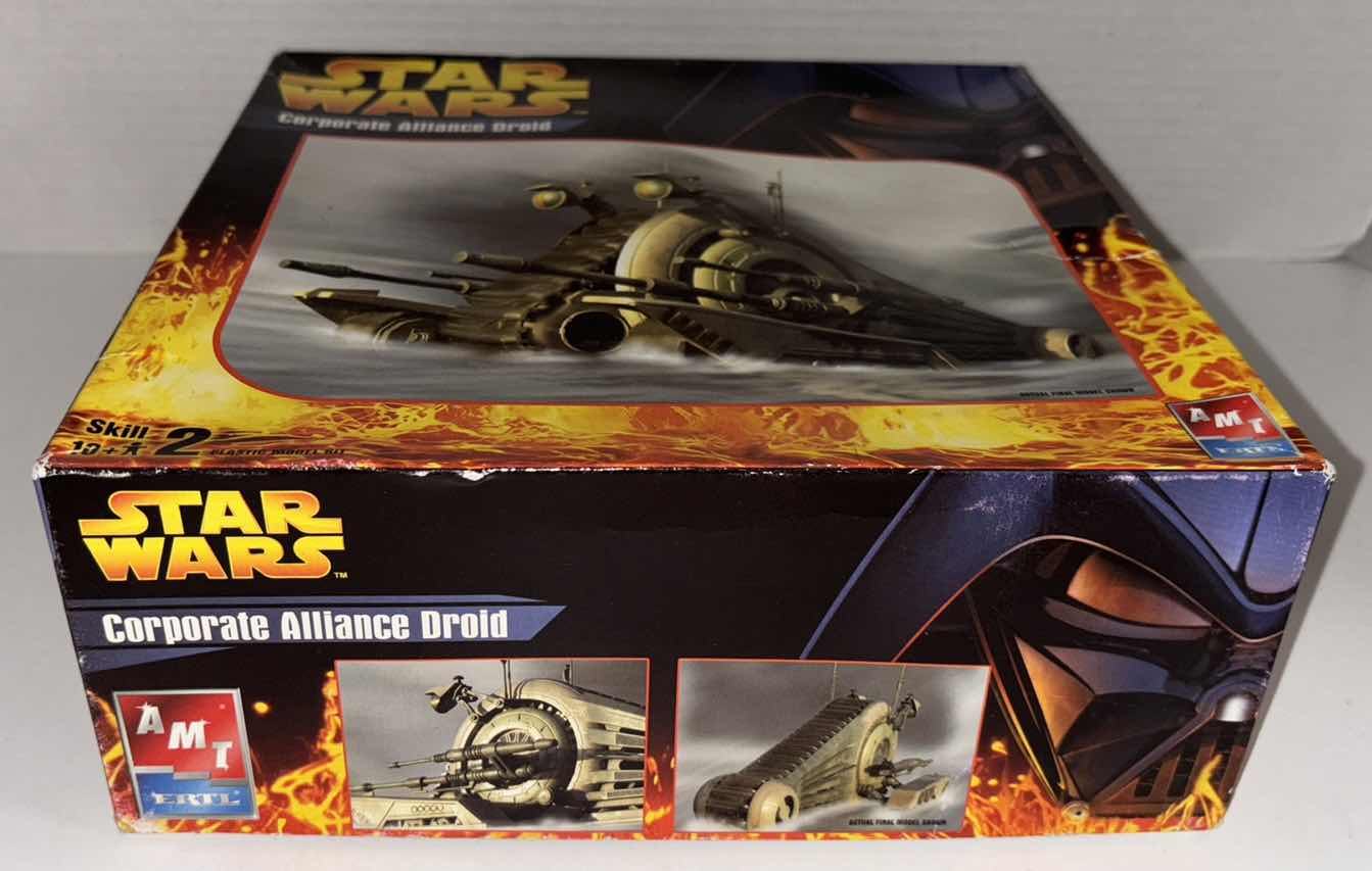 Photo 1 of AMT/ERTL STAR WARS CORPORATE ALLIANCE DROID MODEL KIT 38315 (2005)