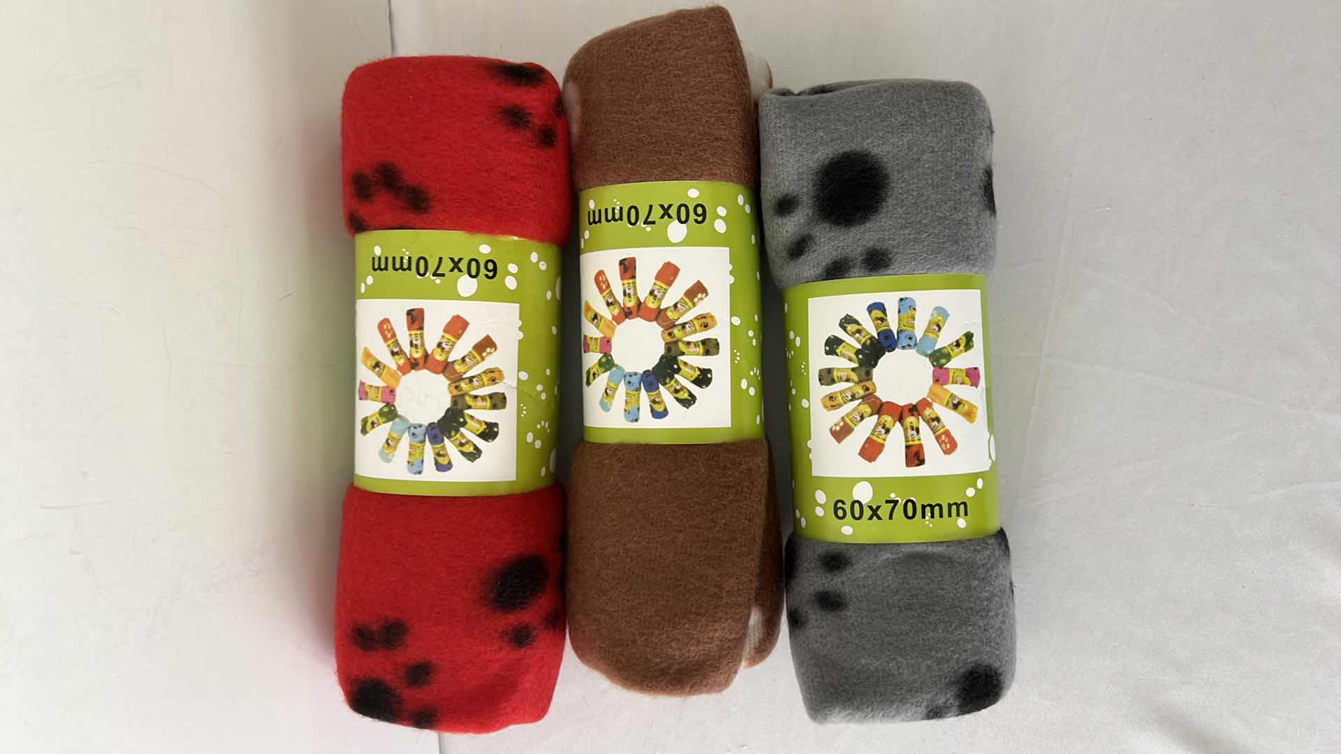 Photo 1 of 3-NEW PAW PRINT SOFT FLEECE DOG BLANKETS