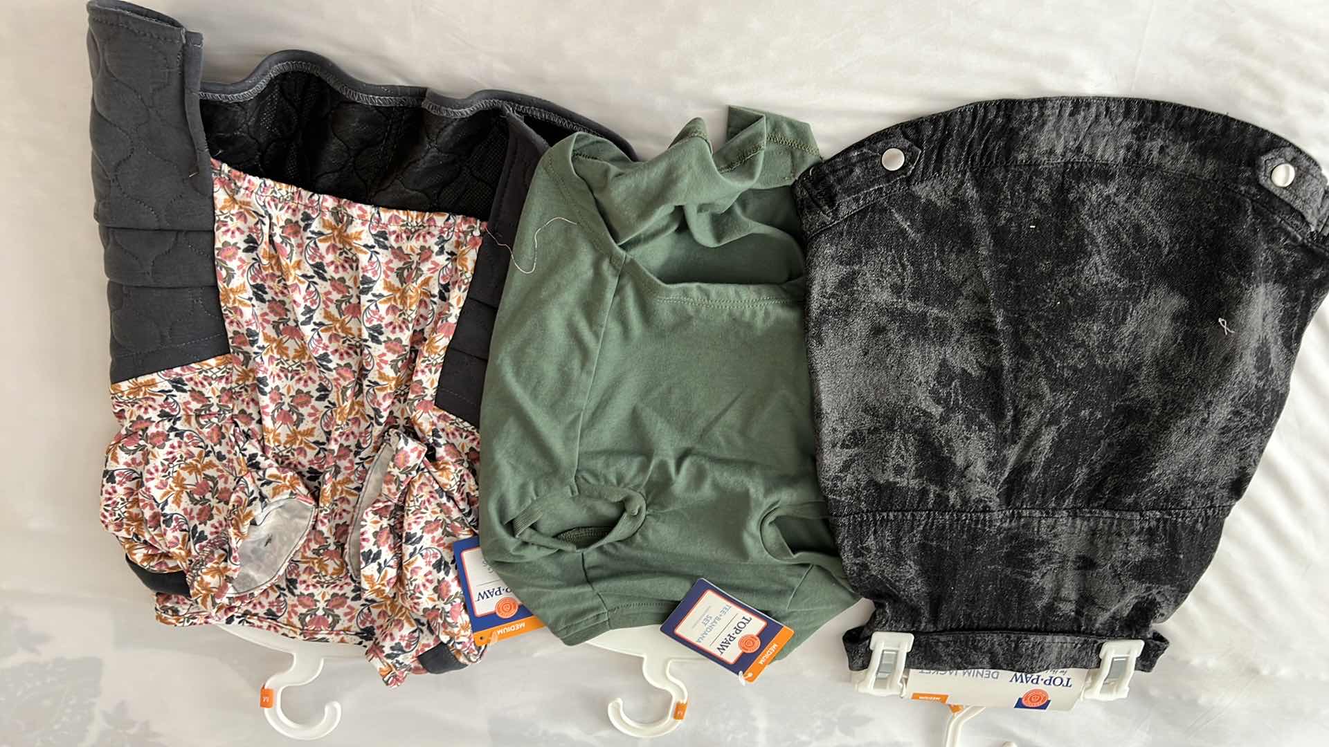 Photo 1 of 3-MEDIUM TOP-PAW DOG CLOTHING