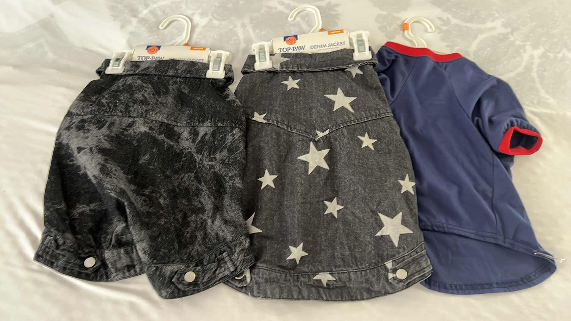 Photo 1 of 3-MEDIUM TOP-PAW DOG CLOTHING