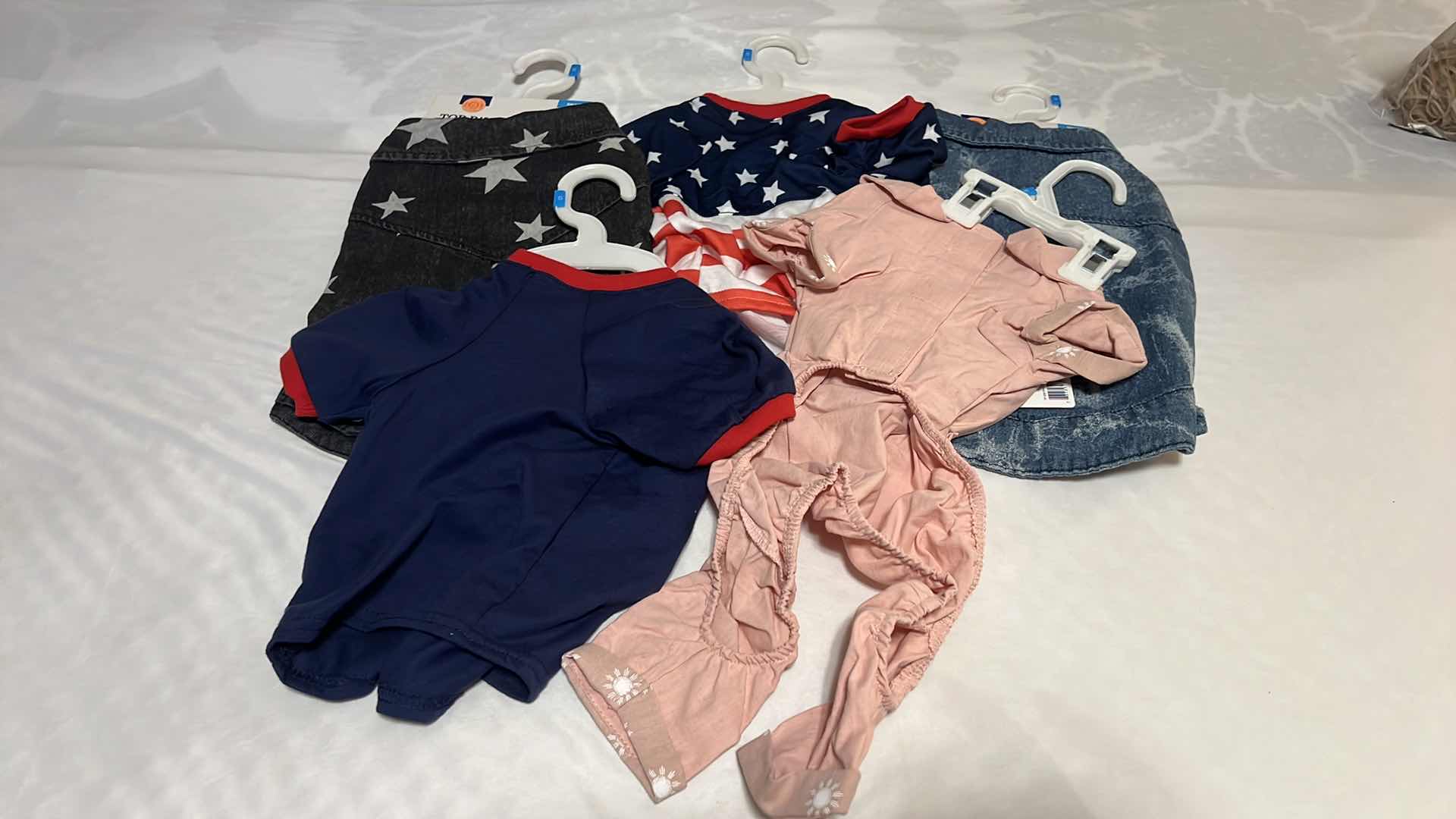 Photo 1 of 5-SMALL TOP-PAW DOG CLOTHES