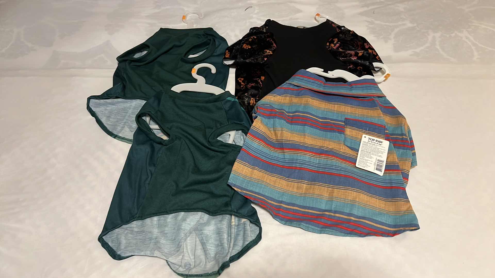 Photo 1 of 4-MEDIUM TOP-PAW DOG CLOTHING