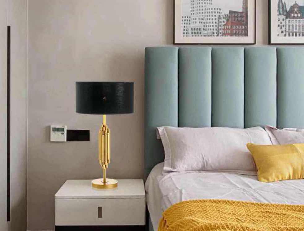 Photo 1 of 1-NIB MONROE BLACK & BRUSHED GOLD SHALLOW DRUM BEDSIDE TABLE LAMP 15” x 26.8” LL-1043-MF