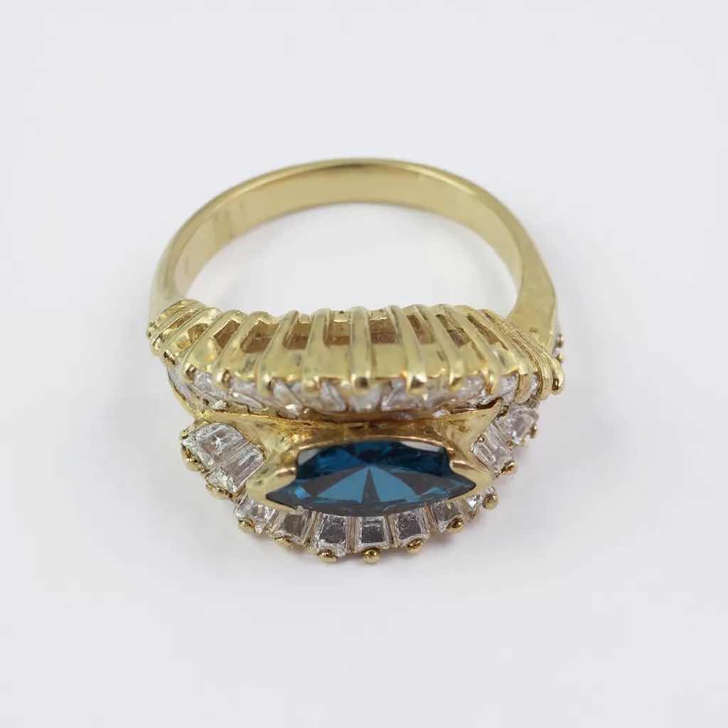 Photo 1 of 18K YELLOW GOLD W 0.80 BLUE SAPPHIRE & 2.00 DIAMOND RING W INSURANCE APPRAISAL (APPROX SIZE 6/7)  TTL GRAMS 5.91 ITEM #2010