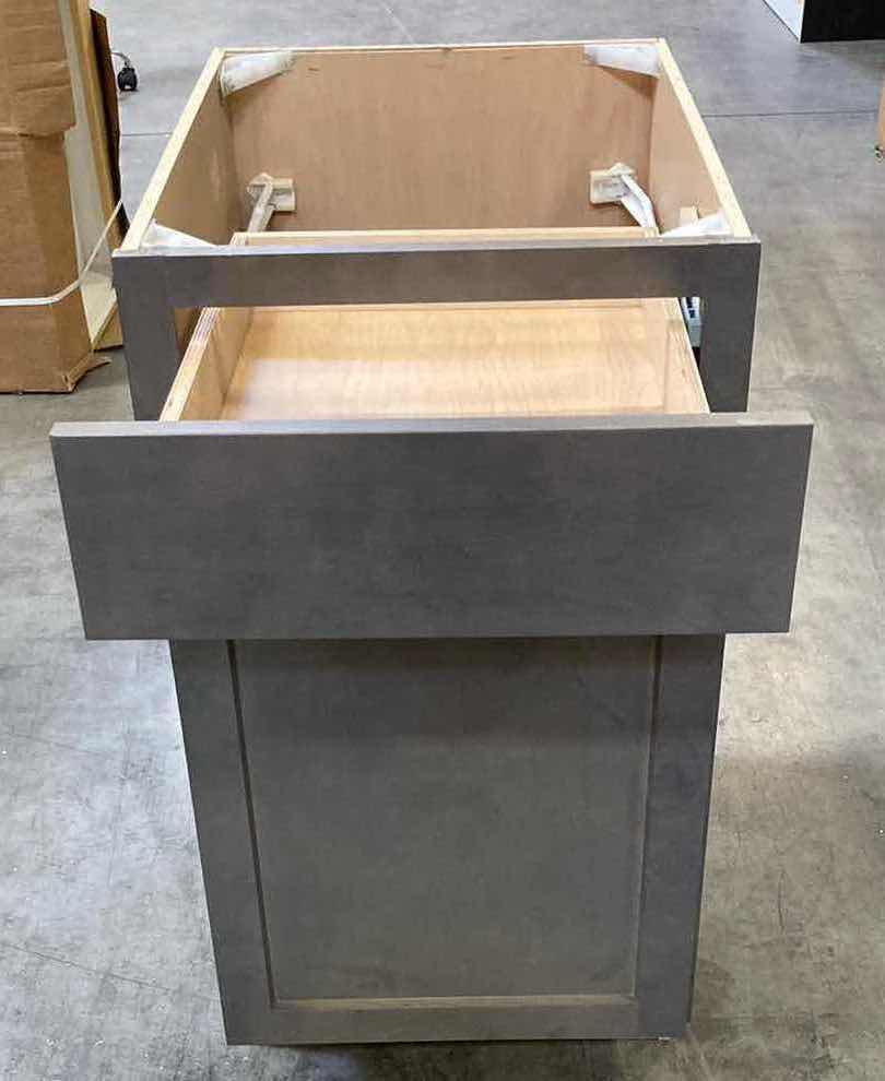 Photo 1 of LEEDO CONCORD SHAKER ASH 1 DOOR 1 1 SHELF & 1 DRAWER BASE CABINET 18” 24” H 34.5”