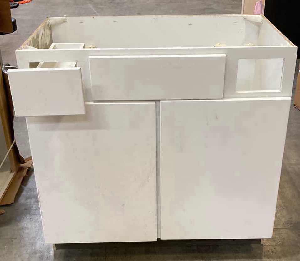 Photo 1 of LEEDO MIDWAY WOODGRAIN WHITE 2 DOOR 1 DRAWER BASE CABINET 36” X 21” H34.5”