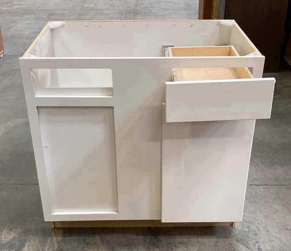 Photo 1 of LEEDO MIDWAY WOODGRAIN WHITE 1 DOOR 1 SHELF & 1 DRAWER BASE CABINET 36” X 24” H34.5”