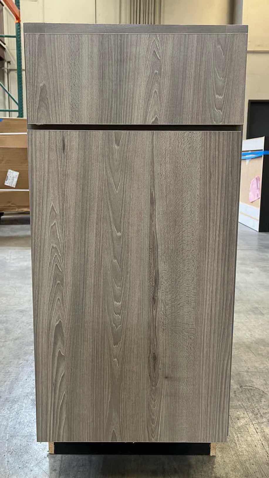 Photo 1 of LEEDO LONDON GREY CASHMERE 1 DOOR 1 DRAWER BASE CABINET 15” X 21” H34.5”