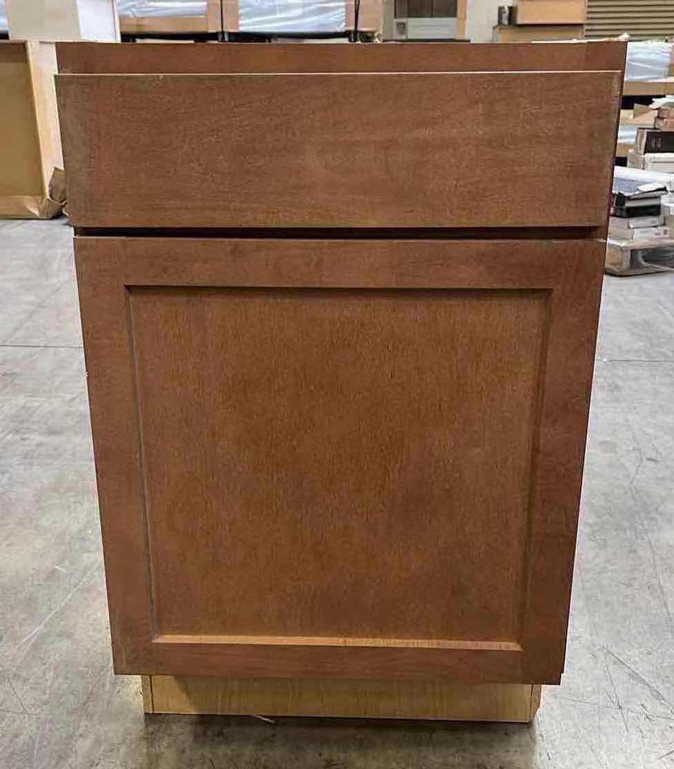 Photo 1 of LEEDO CONCORD SHAKER CARAMEL MAPLE 1 DOOR 1 DRAWER & 1 SHELF BASE CABINET 21” X 24” H32.5”
