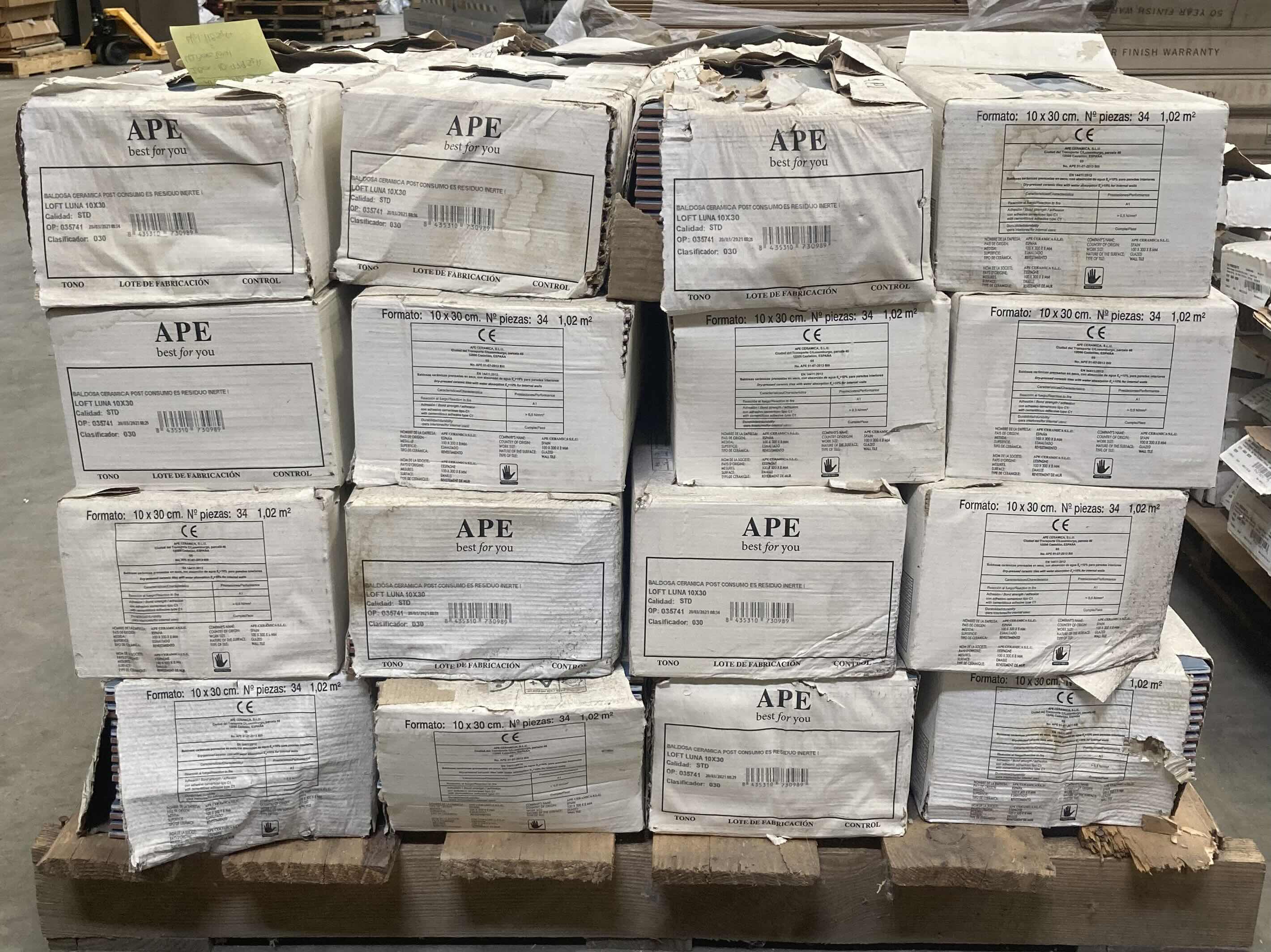 Photo 1 of APE GRUPO LOFT LUNA FINISH GLOSS CERAMIC WALL TILE 4” X 12” (10.979SQFT PER CASE/42CASES APPROX 461.118SQFT TOTAL) READ NOTES