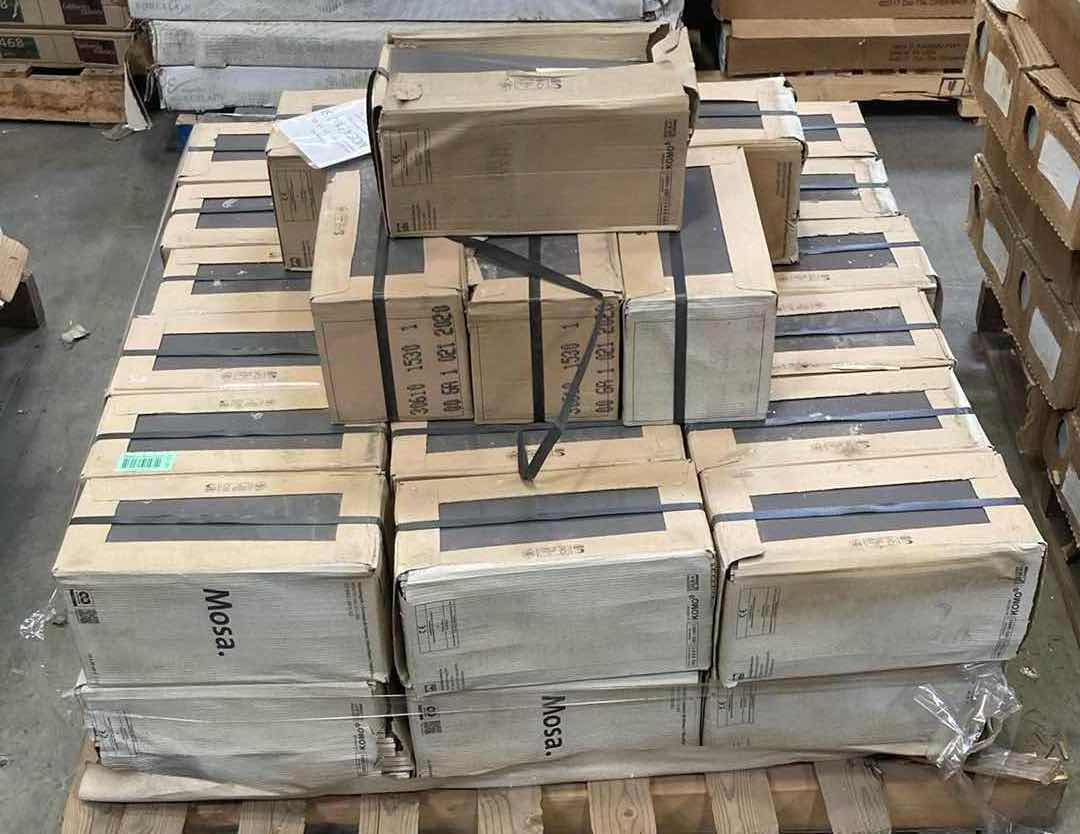 Photo 1 of MOSA DARK ANTHRACITE FINISH GLOSS WALL TILE 6” X 12” (10.226SQFT PER CASE/41CASES APPROX 419.266SQFT TOTAL) READ NOTES