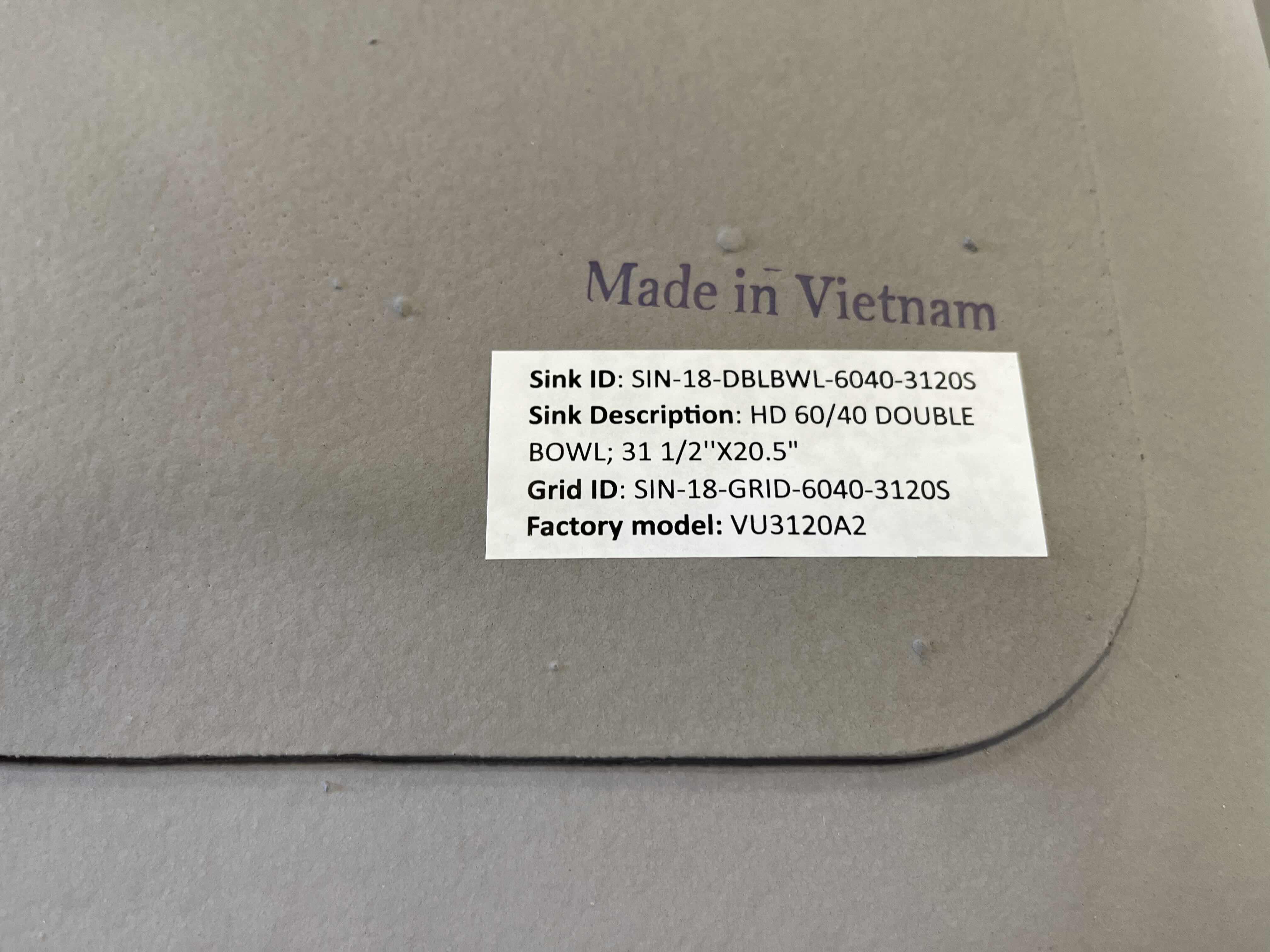 Photo 3 of MSI 32” STAINLESS STEEL SATIN FINISH UNDER-MOUNT 18G 60/40 DOUBLE BOWL KITCHEN SINK W 1 DRAIN COVER & MOUNTING HARDWARE MODEL SIN-18-DBLBWL-6040-3120S