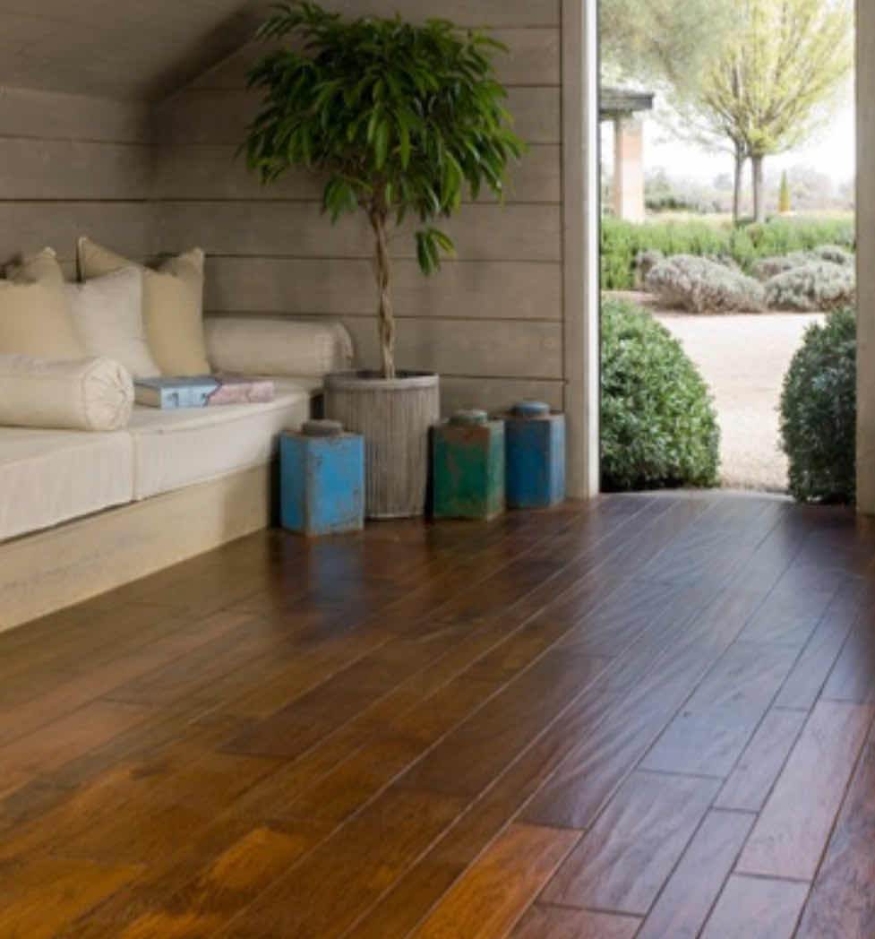 Photo 1 of CALIFORNIA CLASSICS ARMADALE WOOD FINISH GLUE DOWN HARDWOOD FLOORING 4-6” X 15-60” X RANDOM LENGTH (41.34SQFT PER CASE/21CASES APPROX 868.14SQFT TOTAL)