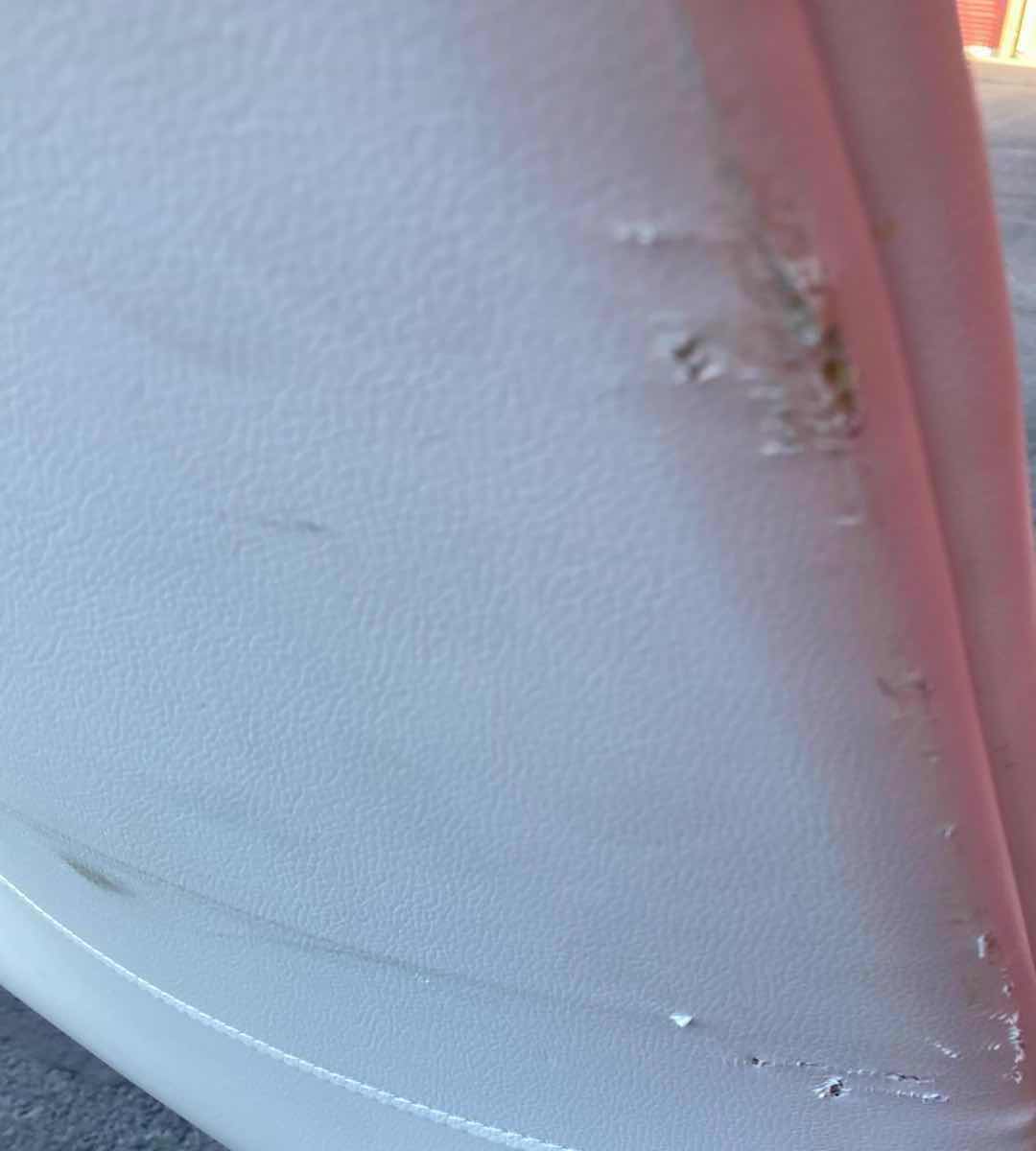 Photo 1 of ZUO MODERN HIGH BACK WHITE FAUX LEATHER SWIVEL CHAIR 21” X 24” H43”