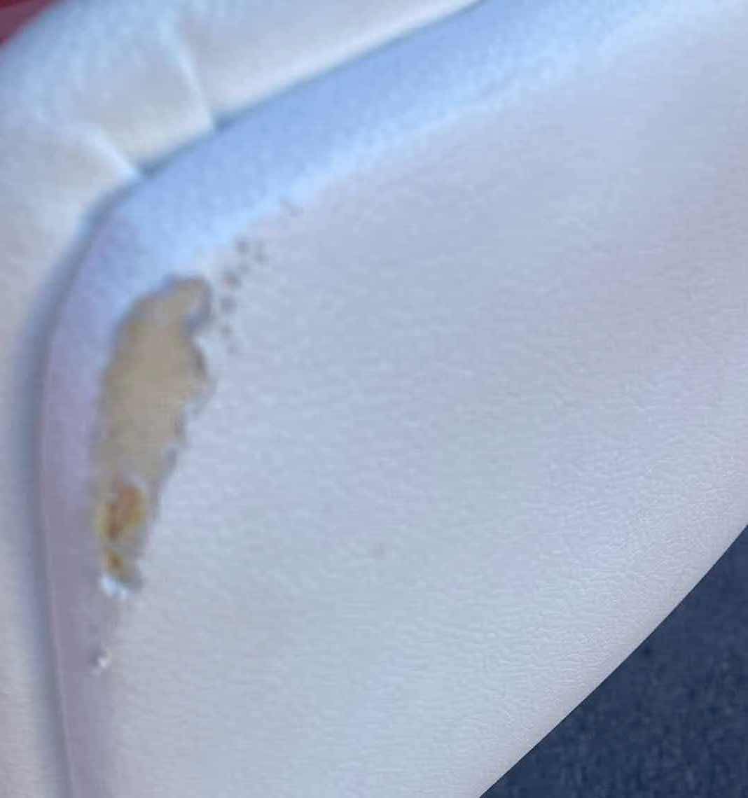 Photo 1 of ZUO MODERN HIGH BACK WHITE FAUX LEATHER SWIVEL CHAIR 21” X 24” H43”