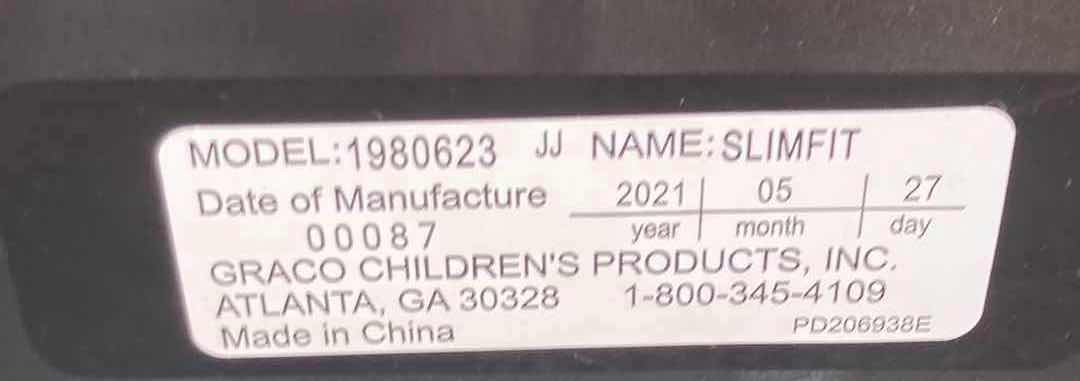 Photo 1 of GRACO SLIMFIT CONVERTIBLE CAR SEAT MODEL 1980623 19.88” X 16.25” H25.5”