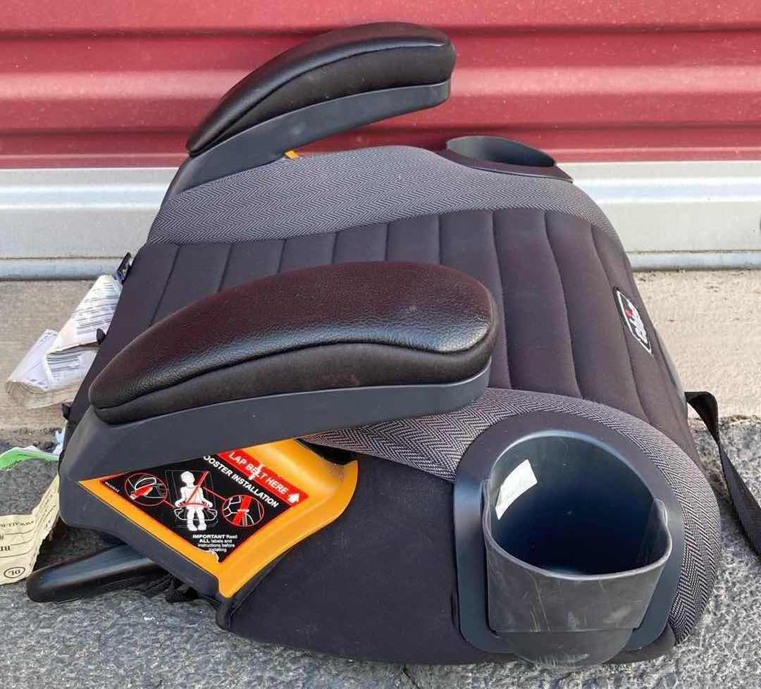 Photo 1 of CHICCO GOFIT PLUS BACKLESS BOOSTER CAR SEAT