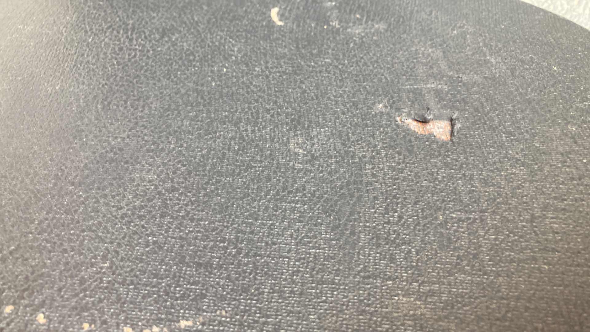 Photo 1 of SIGMA GUITARS SDM-18 DREADNAUGHT ACOUSTIC GUITAR W FABRIQUE CANADA BLACK HARD SHELL CASE