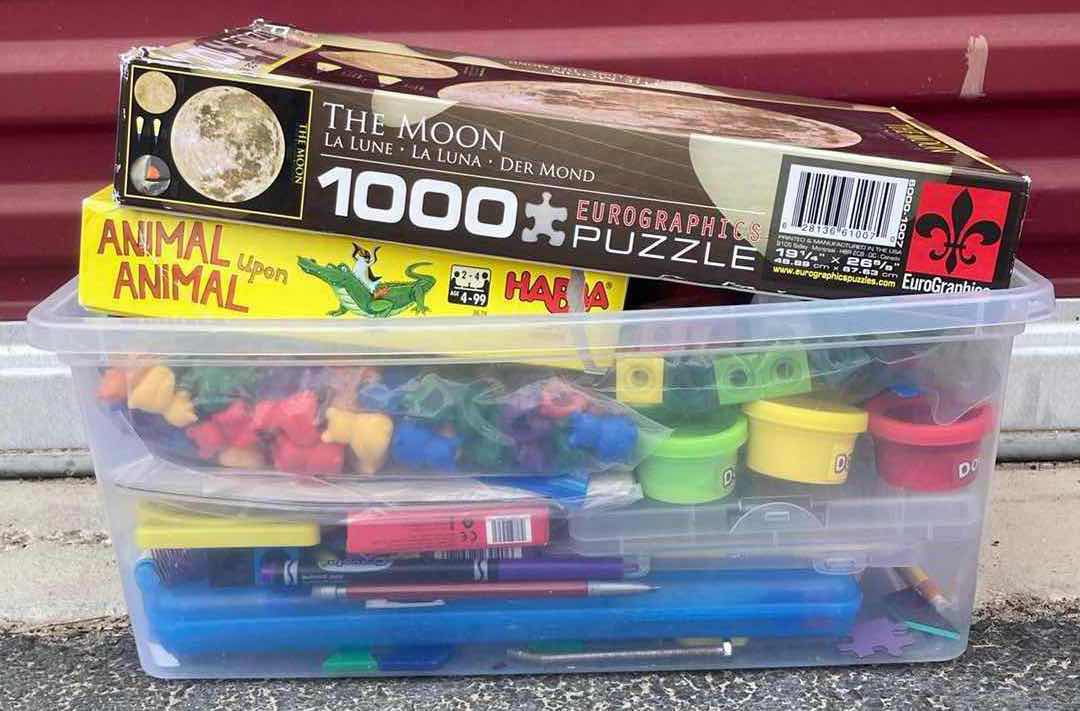 Photo 1 of CONTENTS OF TOTE- VARIOUS PUZZLES & CRAFTS