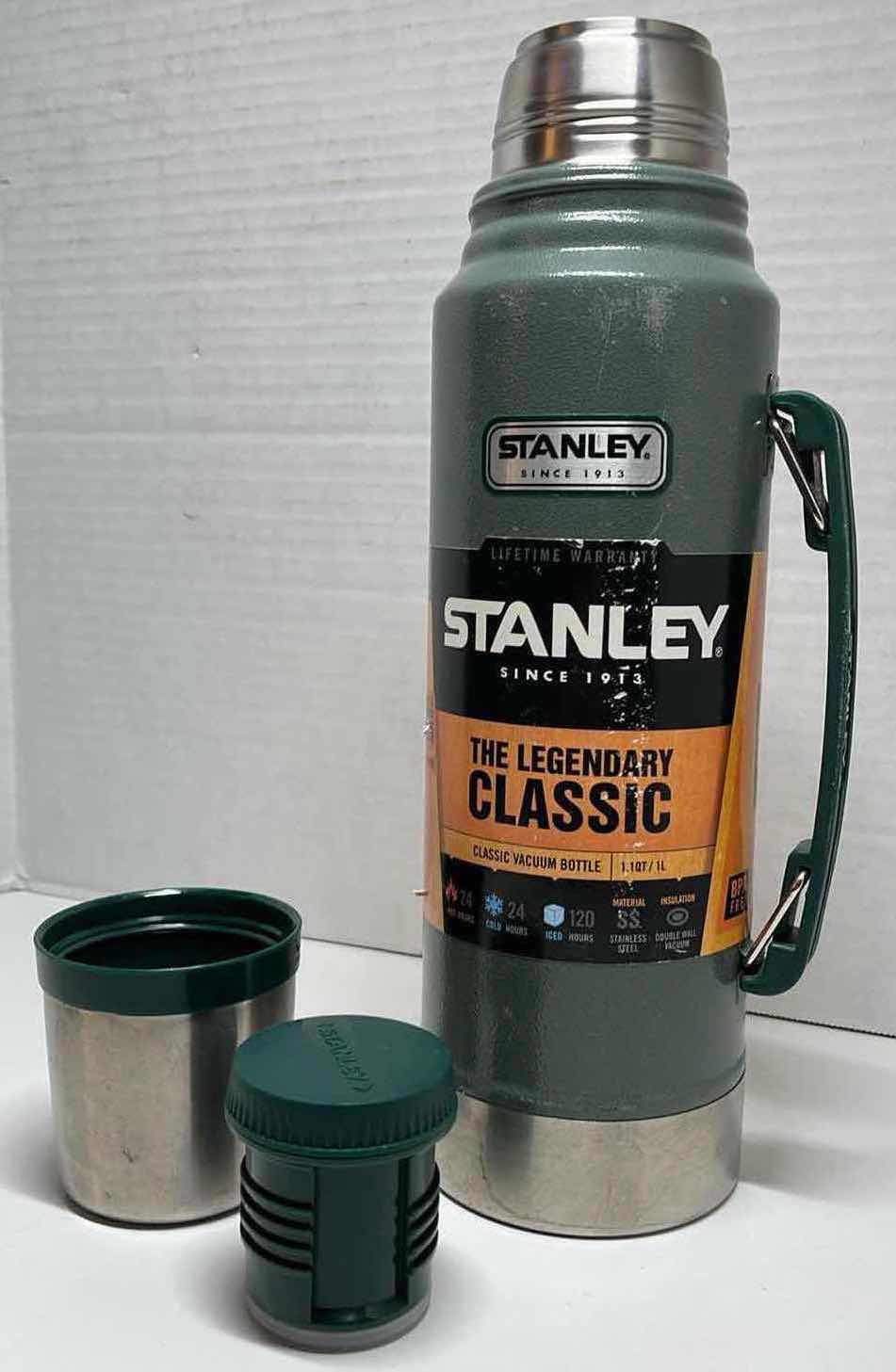 Photo 1 of STANLEY THE LEGENDARY CLASSIC VACUUM BOTTLE 1.1QT