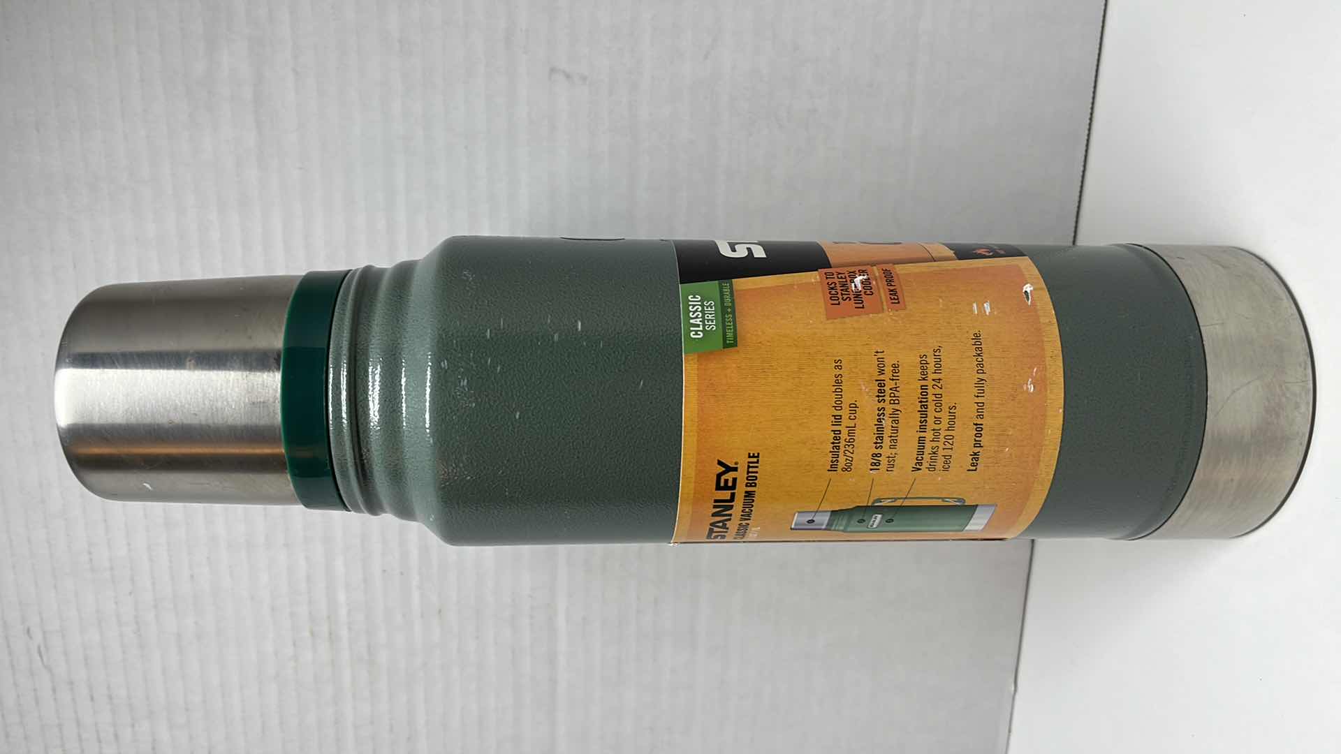 Photo 1 of STANLEY THE LEGENDARY CLASSIC VACUUM BOTTLE 1.1QT