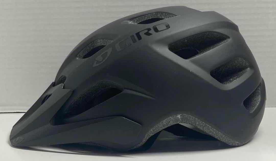 Photo 1 of GIRO FIXTURE MIPS MATTE BLACK ADULT CYCLING HELMET