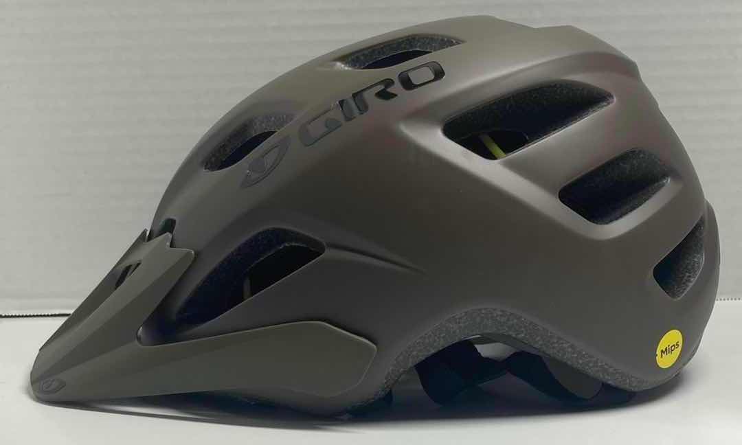 Photo 1 of GIRO FIXTURE MIPS MATTE TRAIL GREEN ADULT CYCLING HELMET
