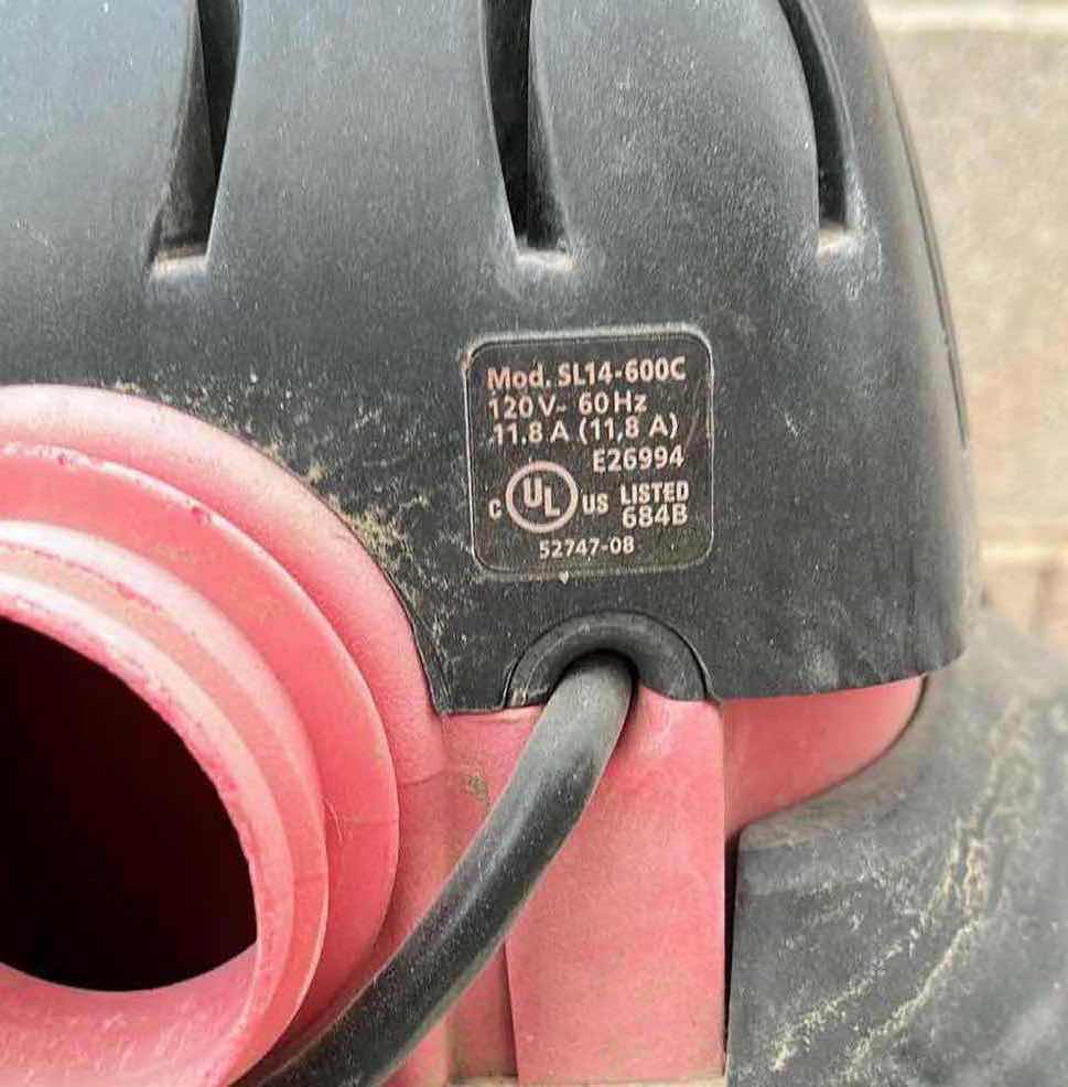 Photo 1 of SHOPVAC STAINLESS STEEL WET/DRY VACUUM 12GAL MODEL SL14-600C