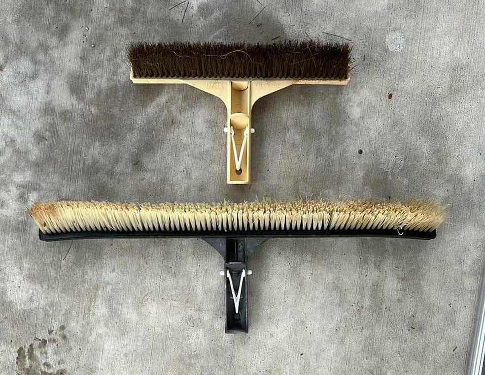 Photo 1 of POOL CLEANING ALUMINUM POLE W CLEANING ATTACHMENTS (5)