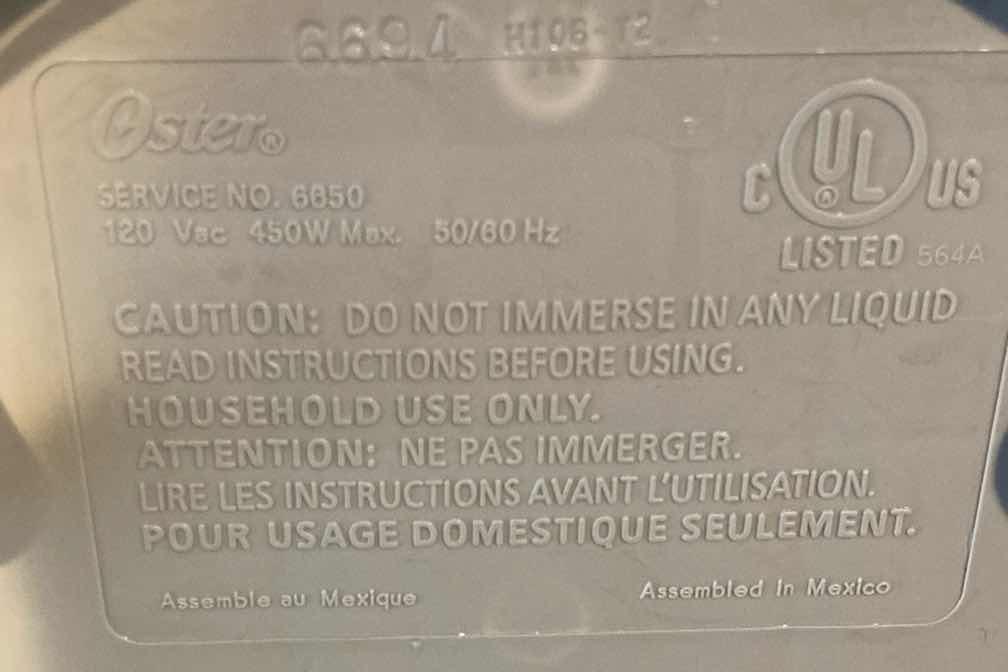 Photo 1 of OSTER 14-SPEED ACCURATE COUNTERTOP BLENDER