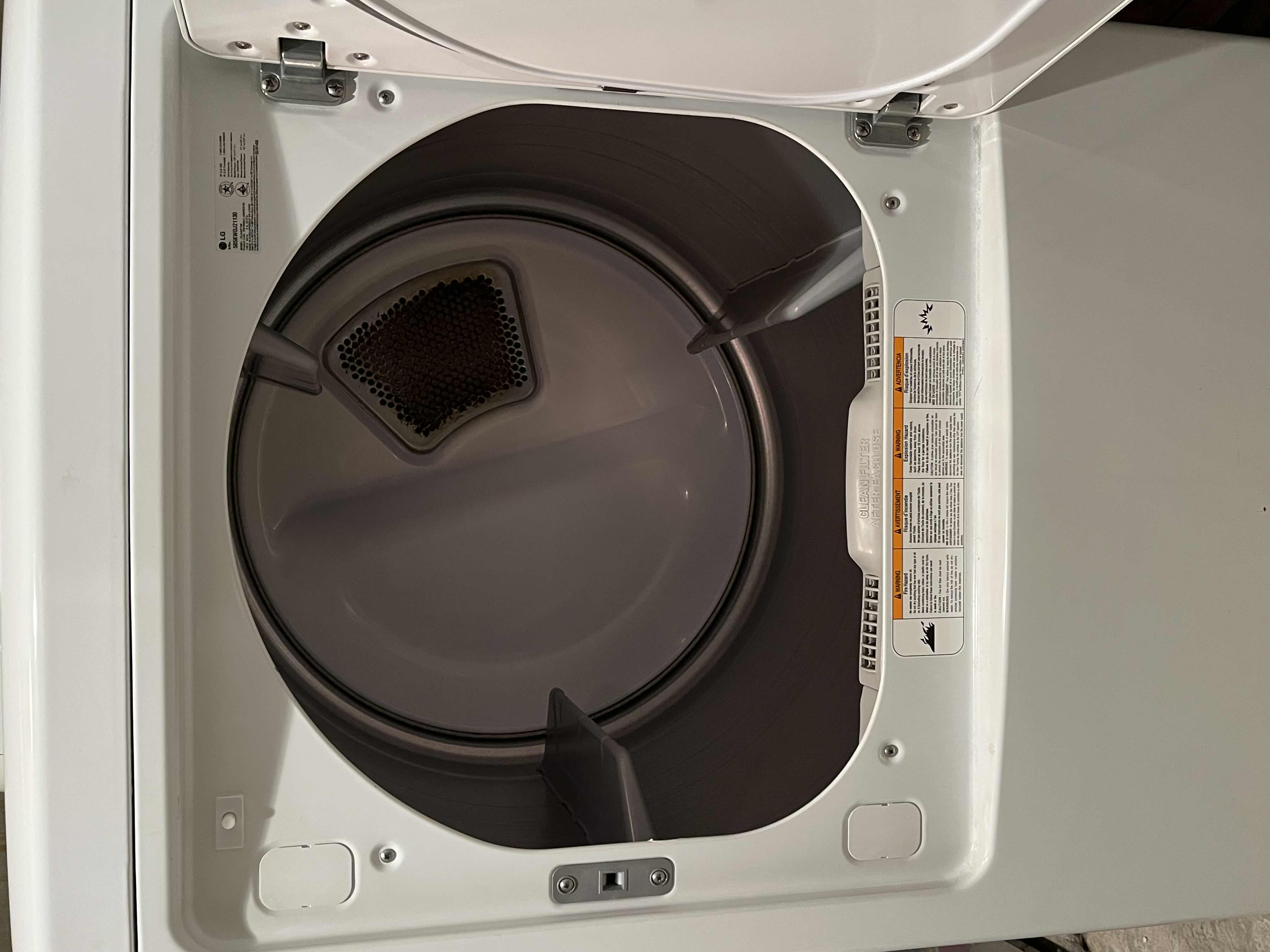 Photo 1 of LG SENSOR DRY GAS DRYER MODEL DLG4971W