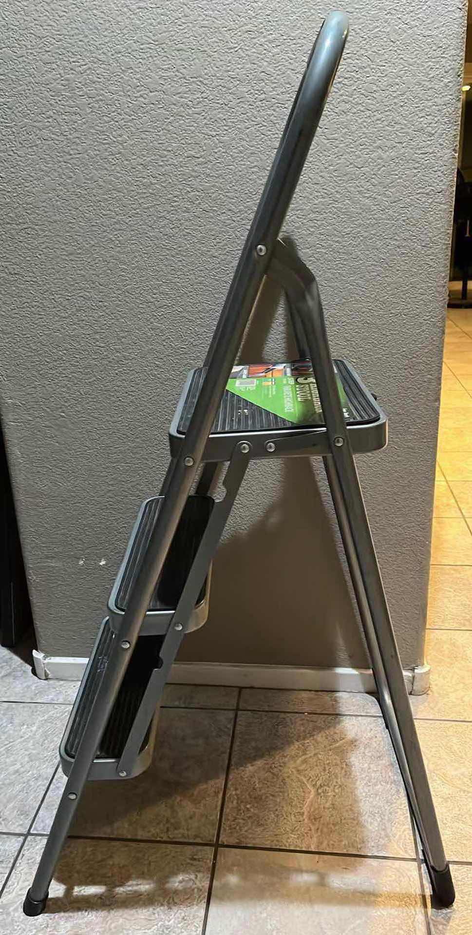 Photo 1 of GORILLA LADDERS 3 STEP HIGHBACK STOOL