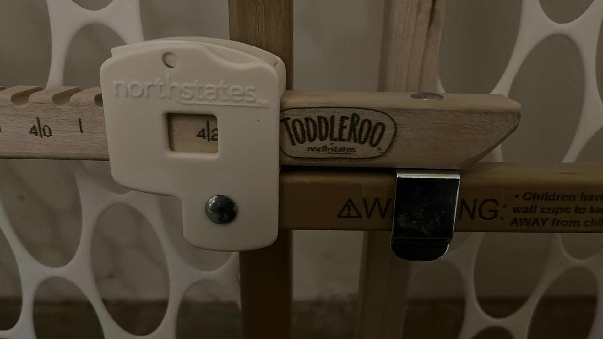 Photo 1 of NORTHSTATES TODDLEROO CHILD PET GATE 42” X 24”