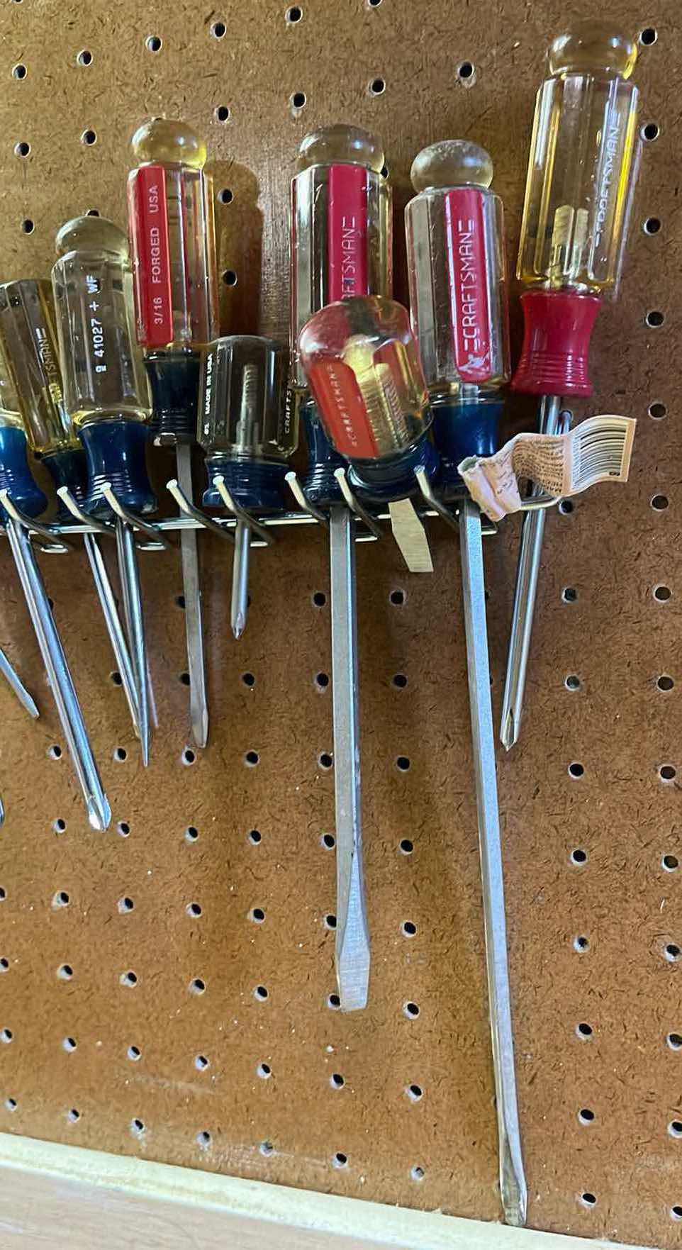 Photo 1 of CRAFTSMAN SCREWDRIVER 11PC SET W MULTI TOOL HOLDER