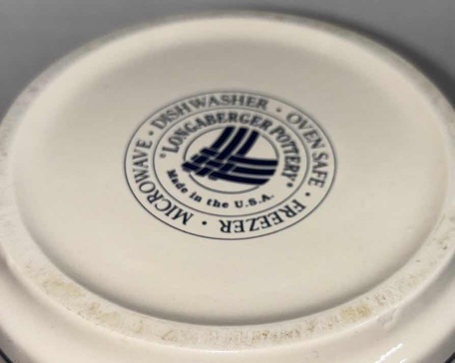 Photo 1 of LONGABERGER POTTERY WOVEN TRADITIONS CLASSIC BLUE LARGE CANISTER & LID H9.5”