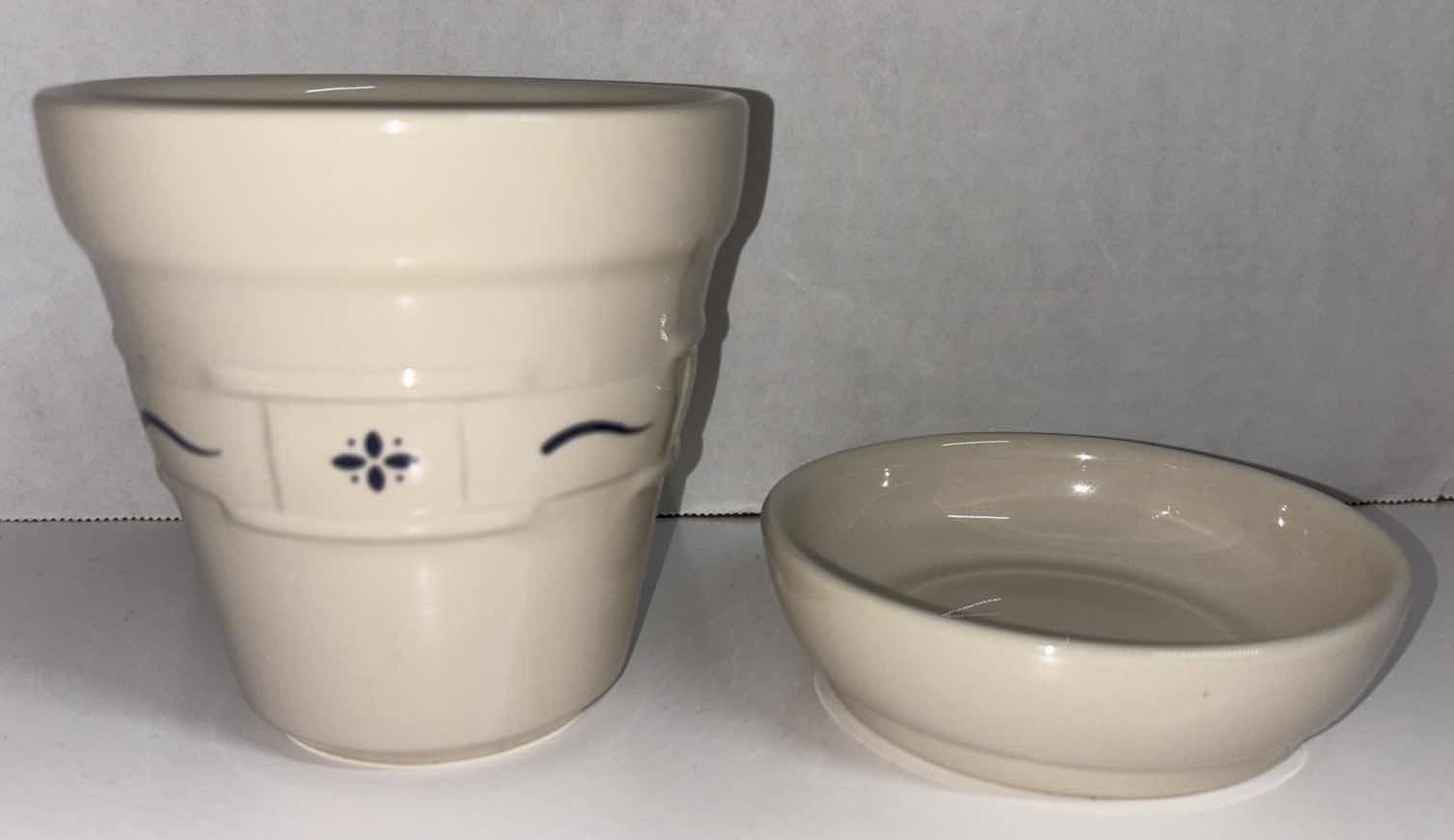 Photo 1 of LONGABERGER POTTERY WOVEN TRADITIONS CLASSIC BLUE 4” FLOWER POT & UNDERPLATE