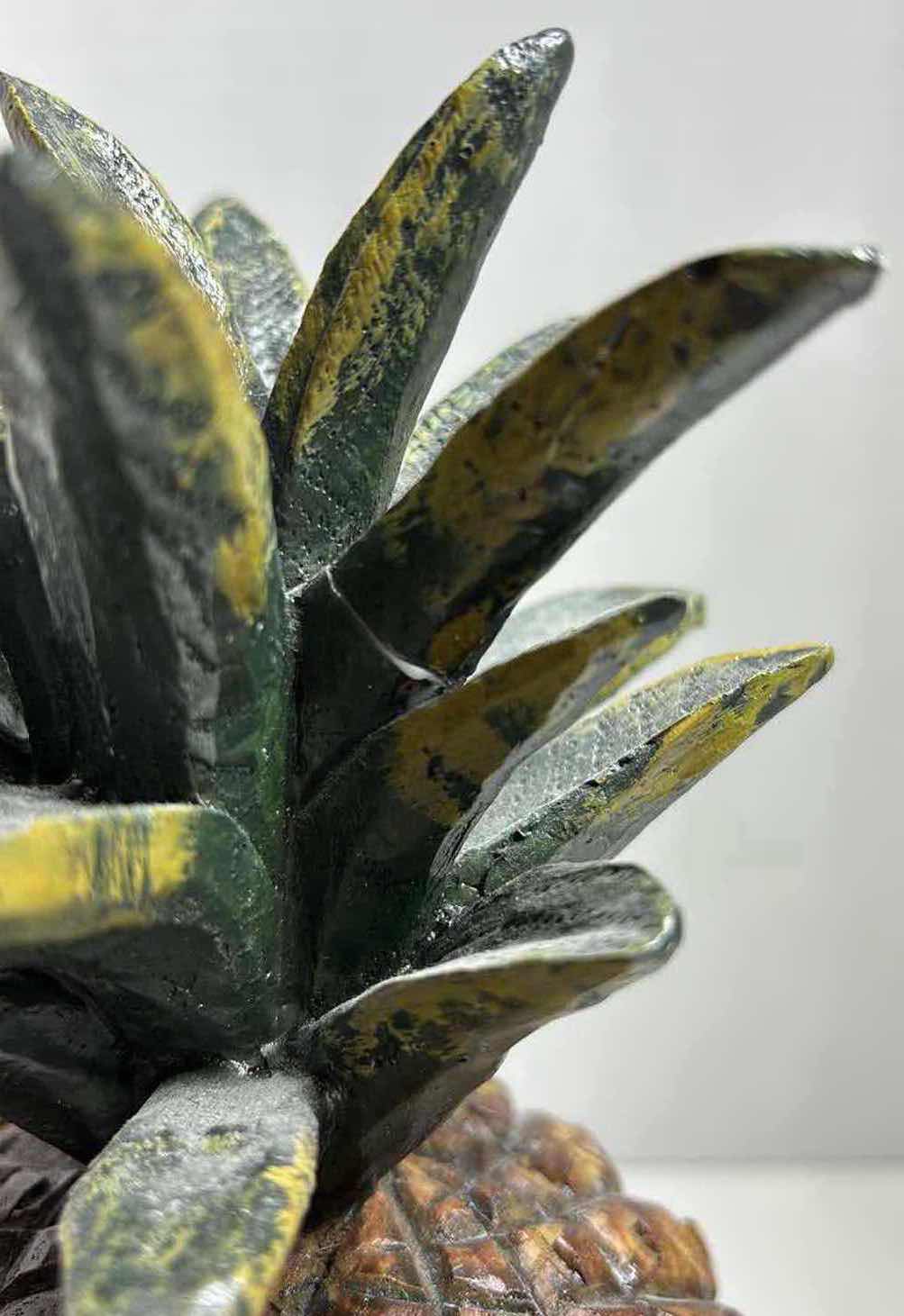 Photo 3 of DAVID HARDEN 11.5” CARVED PINEAPPLE COLLECTIBLE DECOR