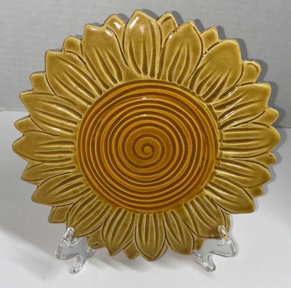 Photo 1 of HANDPAINTED CERAMIC 8.5” SUNFLOWER TRIVET (MADE IN ITALY)