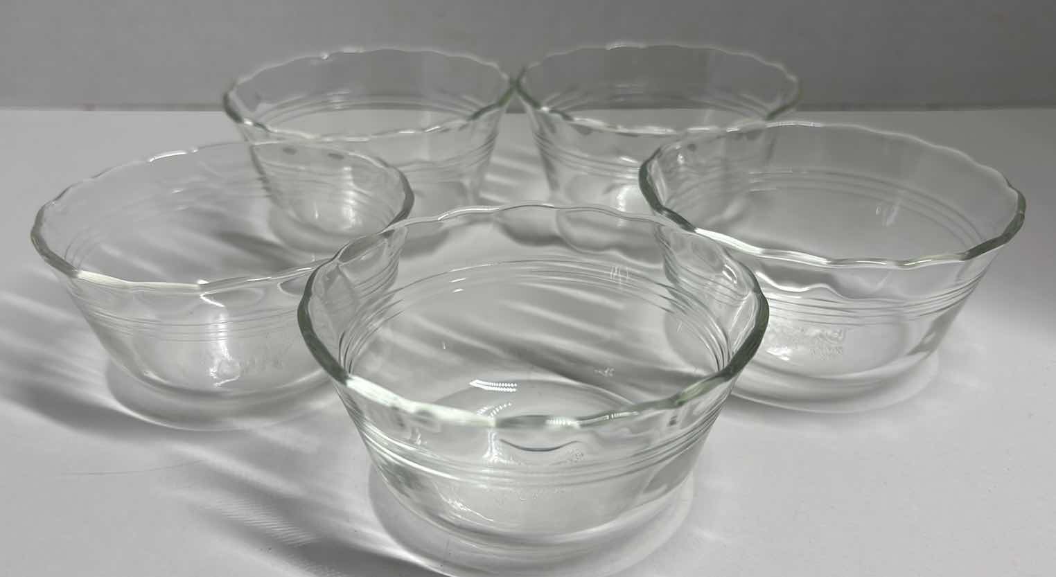 Photo 1 of 5-PC VINTAGE PYREX #463, 3-RING SCALLOP EDGE CUSTARD CUPS