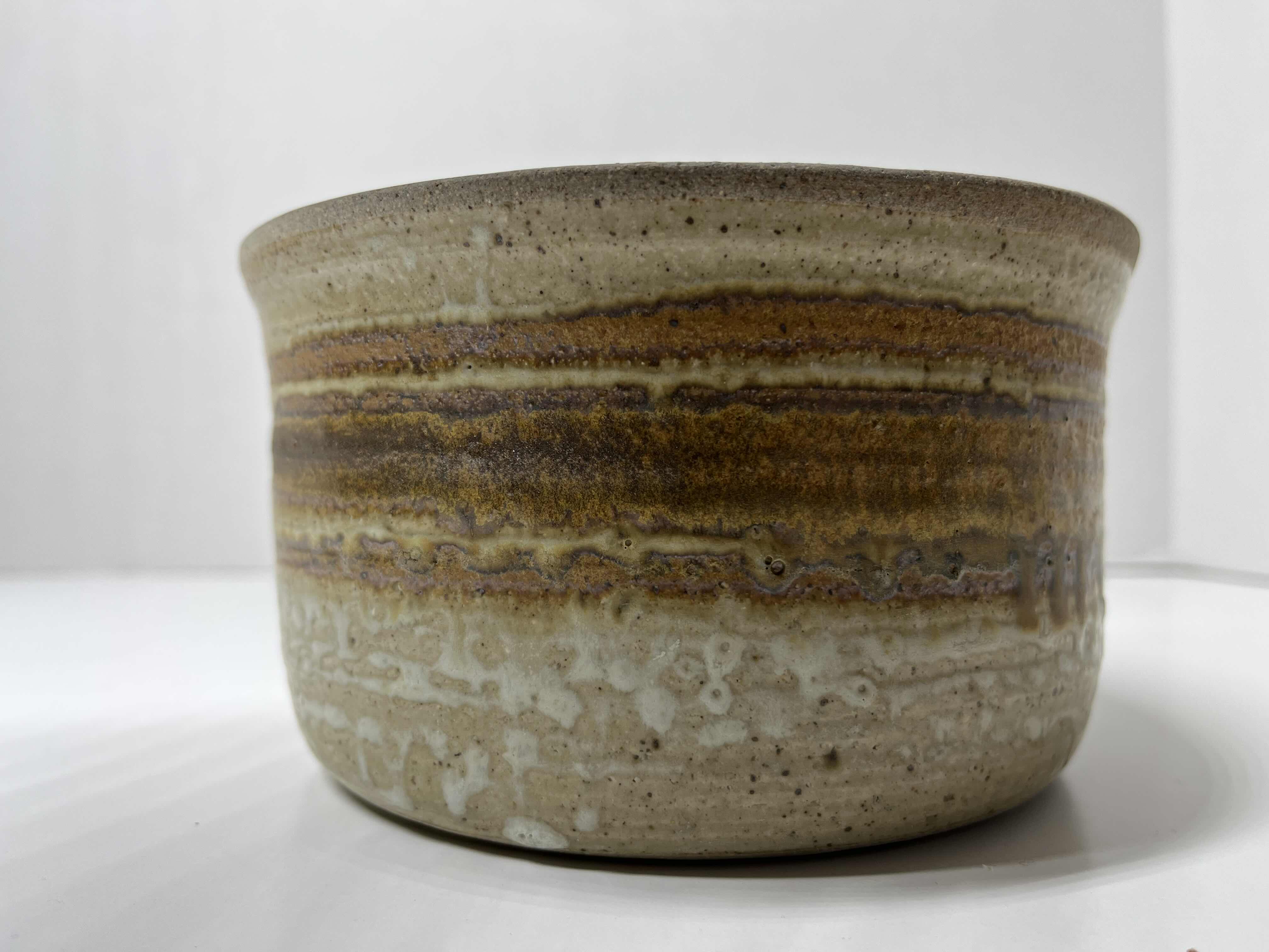 Photo 1 of DANISH HANDCRAFTED BATTER BOWL POTTERY SIGNED BY ARTIST 6” X 6.5” H3.75”