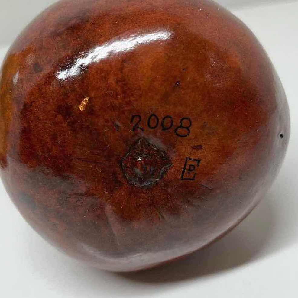 Photo 11 of HANDCRAFTED & PAINTED GOURD ART 5” X 9” W HANDCRAFTED & PAINTED GOURD SAKE BOTTLE 3.5” X 6.5”