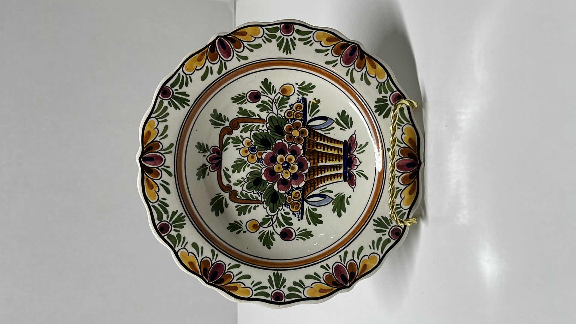 Photo 1 of DELFT HOLLAND HAND PAINTED FLORAL DISPLAY PLATE 6.25” W GOLD FINISH DISPLAY STAND