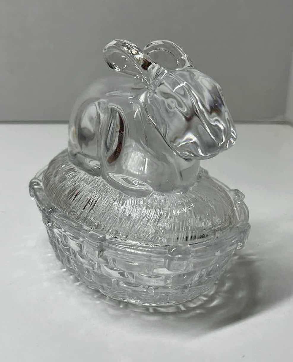 Photo 9 of L.E. SMITH AMBER GLASS & CLEAR GLASS TURKEY CANDY JARS 6.5” X 7” W WILLIAMS SONOMA GLASS BUNNY CANDY JAR 5.5” X 4.5”