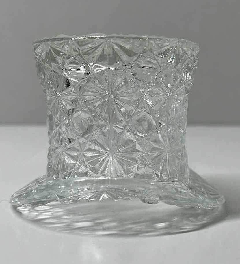 Photo 3 of FENTON GLASS TOP HAT 2.5” X 3.75”